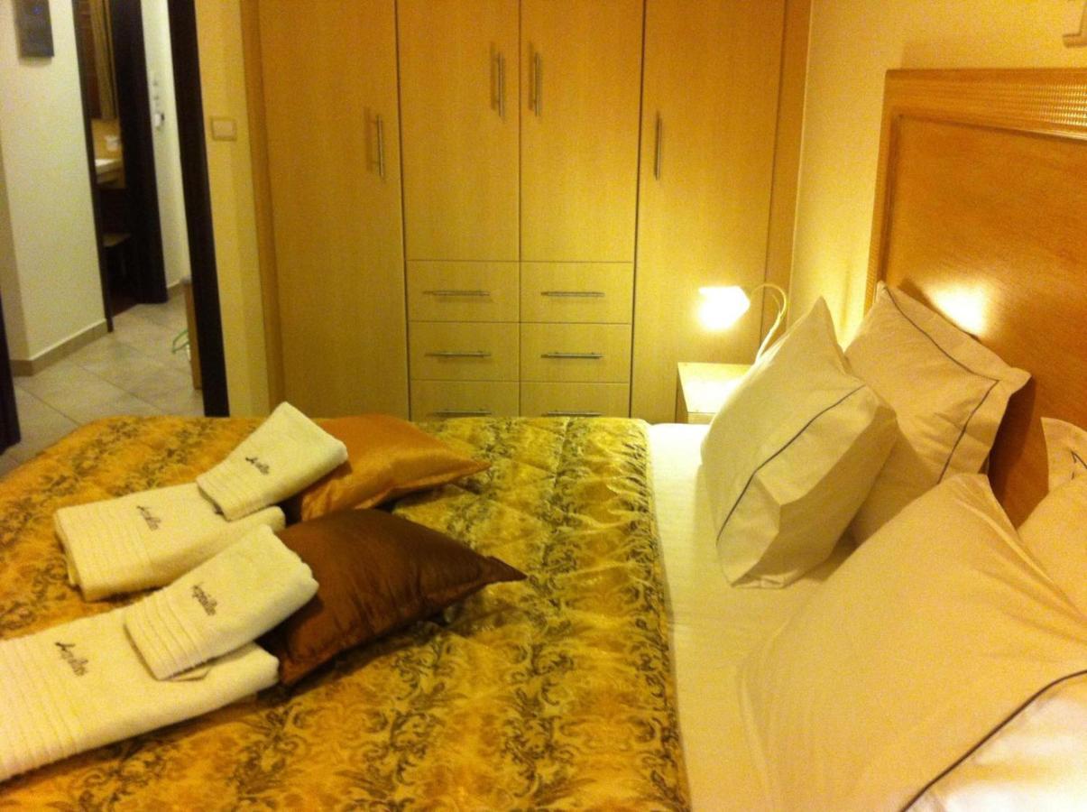Aerolithos Hotel Adamantas  Exterior photo