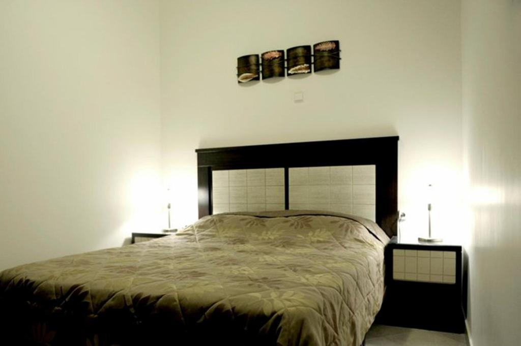 Aerolithos Hotel Adamantas  Room photo